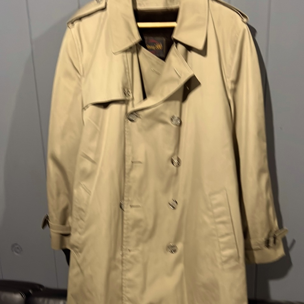 Men’s trench coat